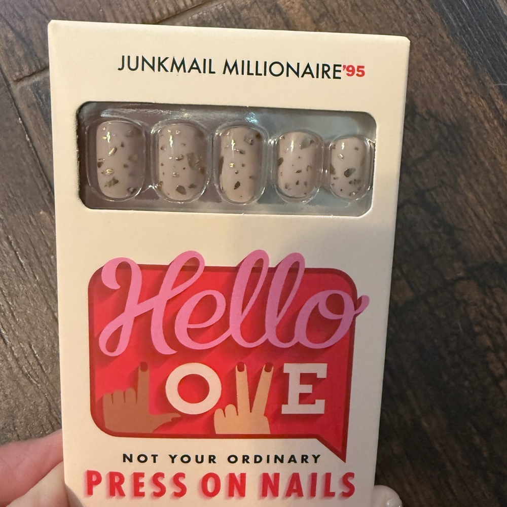 5 sets Hello Love Press on Nails